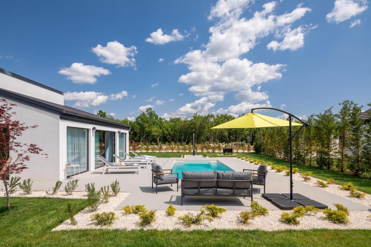 Bandelli Villas Oklaj Екстер'єр фото