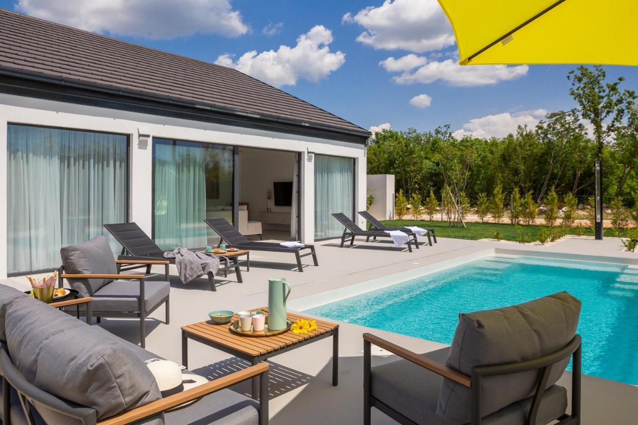 Bandelli Villas Oklaj Екстер'єр фото