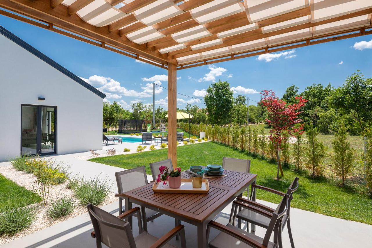 Bandelli Villas Oklaj Екстер'єр фото