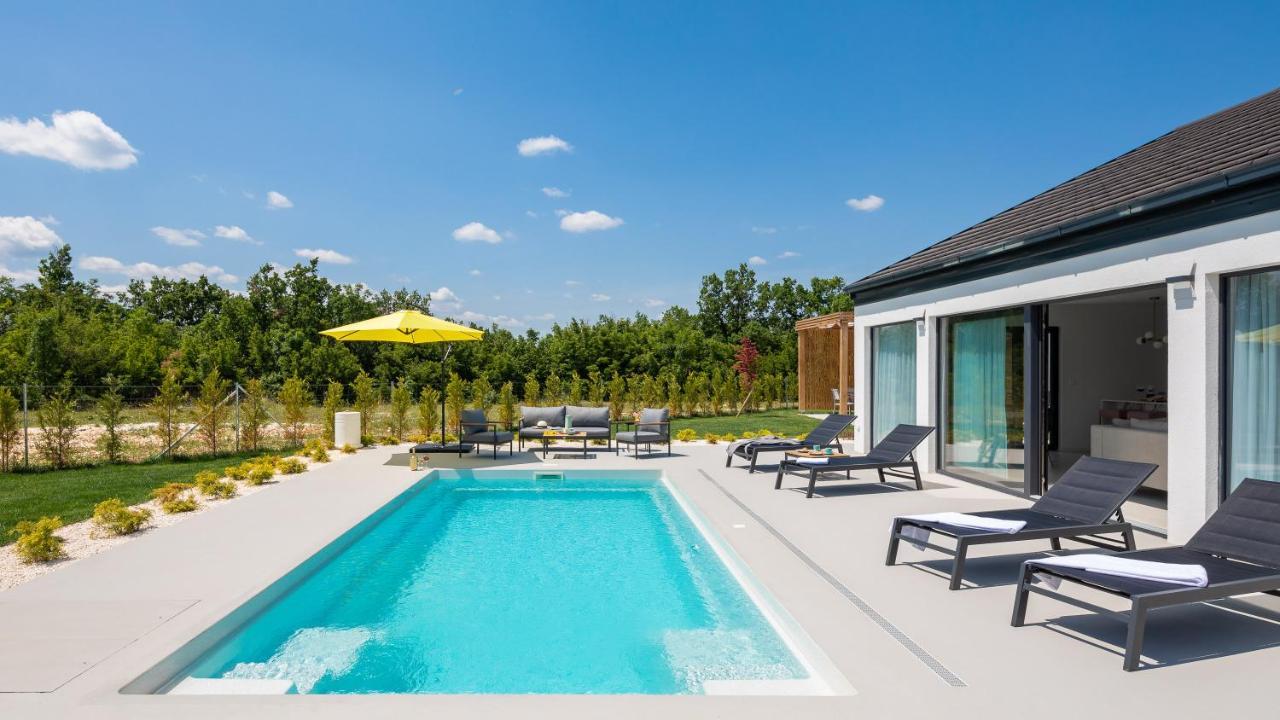 Bandelli Villas Oklaj Екстер'єр фото