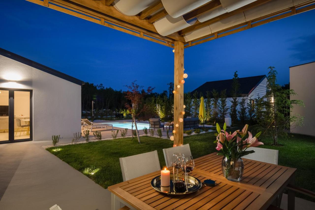 Bandelli Villas Oklaj Екстер'єр фото