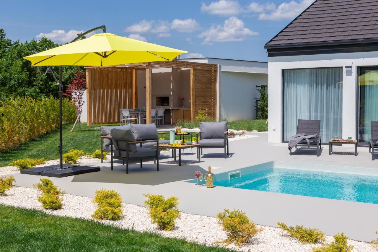 Bandelli Villas Oklaj Екстер'єр фото