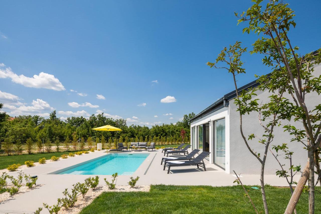 Bandelli Villas Oklaj Екстер'єр фото