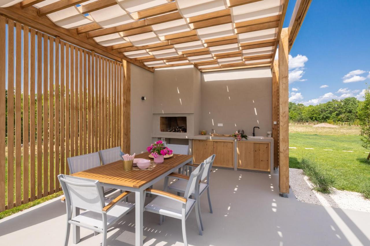 Bandelli Villas Oklaj Екстер'єр фото